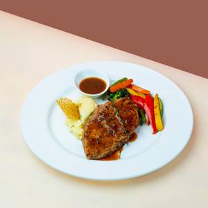 Grilled Chicken Breast With Mashed Potato And Black Pepper Sauce (Large Plates)