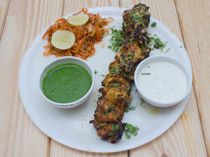 Karachi Chicken Tikka (8 Pcs)