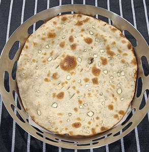 Tandoori Garlic Roti