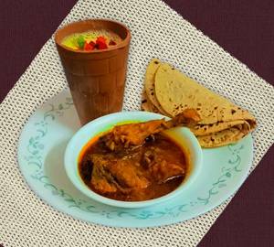Chicken Gravy [Full, 3 Pieces, 300 G] With Mango Lassi [200 Ml] And 5 Roti