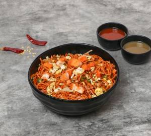 Chicken sezhwan noodles