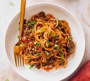 Veg manchuria noodles