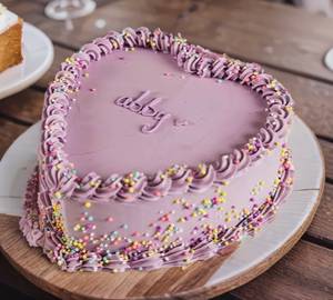 Yummy Heart Shape Chocolate Cake