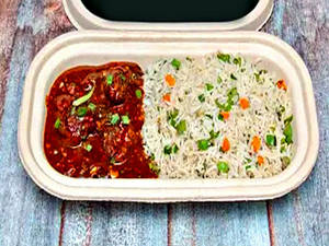 Veg Fried Rice With Paneer Manchurian
