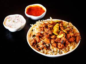 Mushroom Biryani(1200Ml)