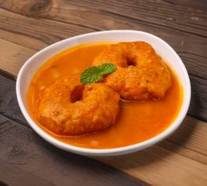 Sambhar Vada (2Pcs)