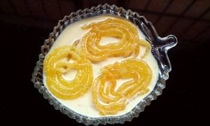 Rabdi Jalebi (125 Gms)  