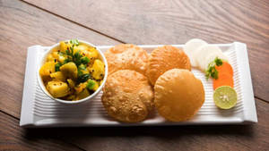 Poori Aloo Dum [3 Poori + 250 Grams Aloo Dum]