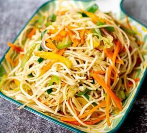 Hakka noodles non veg