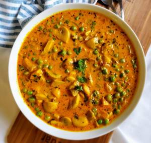 Mushroom Matar Masala