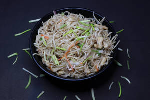 Chicken Hakka Noodles