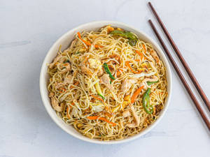 Chicken Hakka Noodles