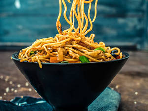 Chicken Schezwan Noodles