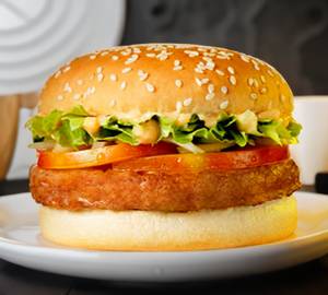 Crispy chicken burger