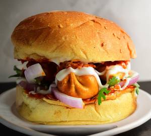 Chicken momo burger