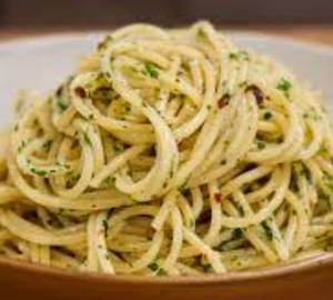 Spaghetti aglio olio pepperoncino (veg)