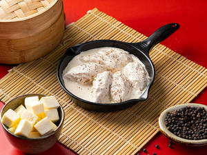 Pepper Paneer Momos (6 Pcs)