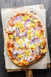 Onion Garlic Pizza