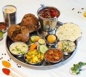 Dal Bafla Special