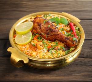 Lazeez bhuna murgh biryani (dum chicken biryani - serves 2)