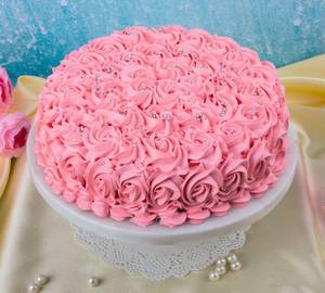 Eggless Strawberry Cream Cake