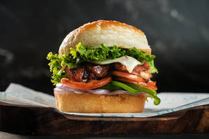 Smoked Chicken Burger With Cheese