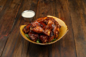 Chicken Wings in Tangy BBQ Sauce