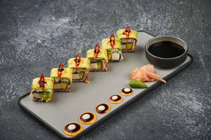 Spicy Tofu & Avocado 6pcs