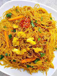 Egg Singapore Noodles