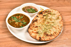 Big aloo kulcha