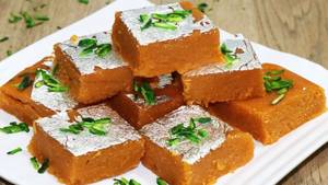 MOONG DAL BURFI