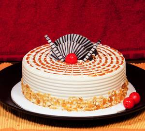 Eggless  Design Butterscotch Cake