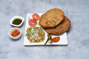 Sattu Kachori [2 Pieces] With Chokha