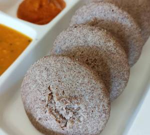 Ragi idli (3 piece)