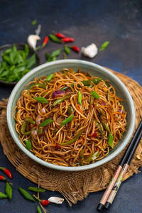 Veg Chilli Garlic Noodles Bowl
