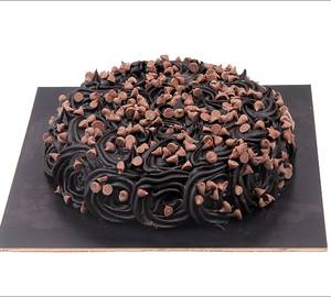 Truffle chocolate chips cake                                         