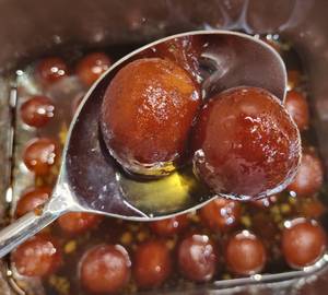 Gulab Jamun
