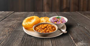 Special Jammu Chole Bhature [2 Bhature]