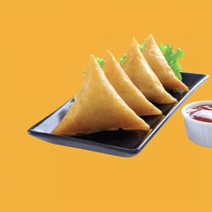 Veg Stuffed Puff (2 Pc)
