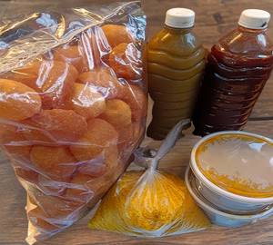 Pani Puri [Family Pack] 80 Puri Packet,+Imali Khatti.1 Litter+Tika Hara Pani1 Litre+ Ragda +Sev