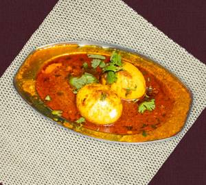 Egg kurma