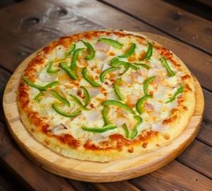 8" Onion capsicum pizza