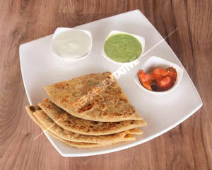 Chicken Kheema Paratha