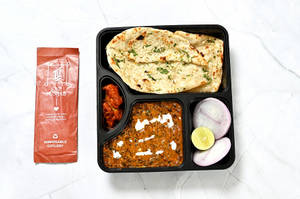 Dal Makhni + Garlic Naan