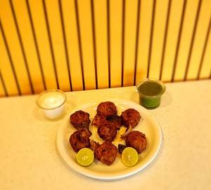 Peri Peri Chicken Tandoori Momo (5 Pcs)