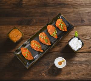 Paneer kurkure  momos