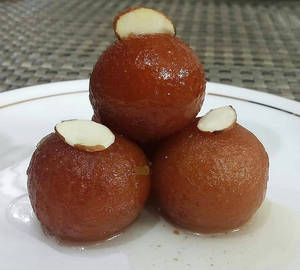 Gulab jamun [2 pieces]