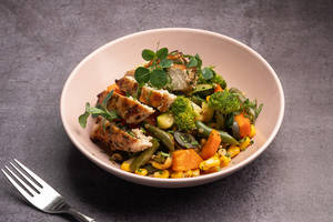 Warm Chicken Salad [270 Gms]