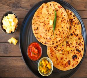 Tawa Punjabi Aloo Pyaz Paratha