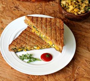 Corn cheese grilled sandwich